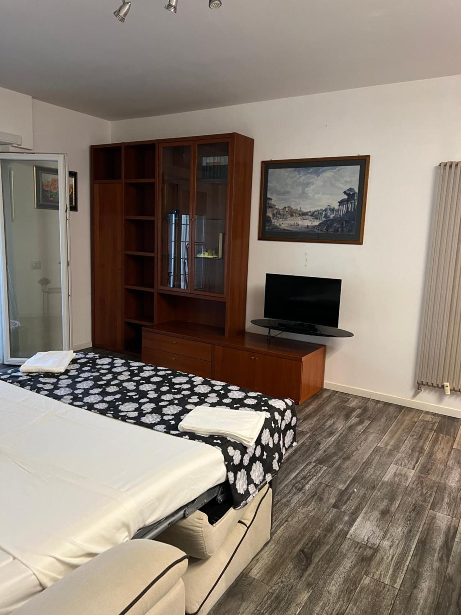 Appartamento Zona Torrino Rome Exterior photo