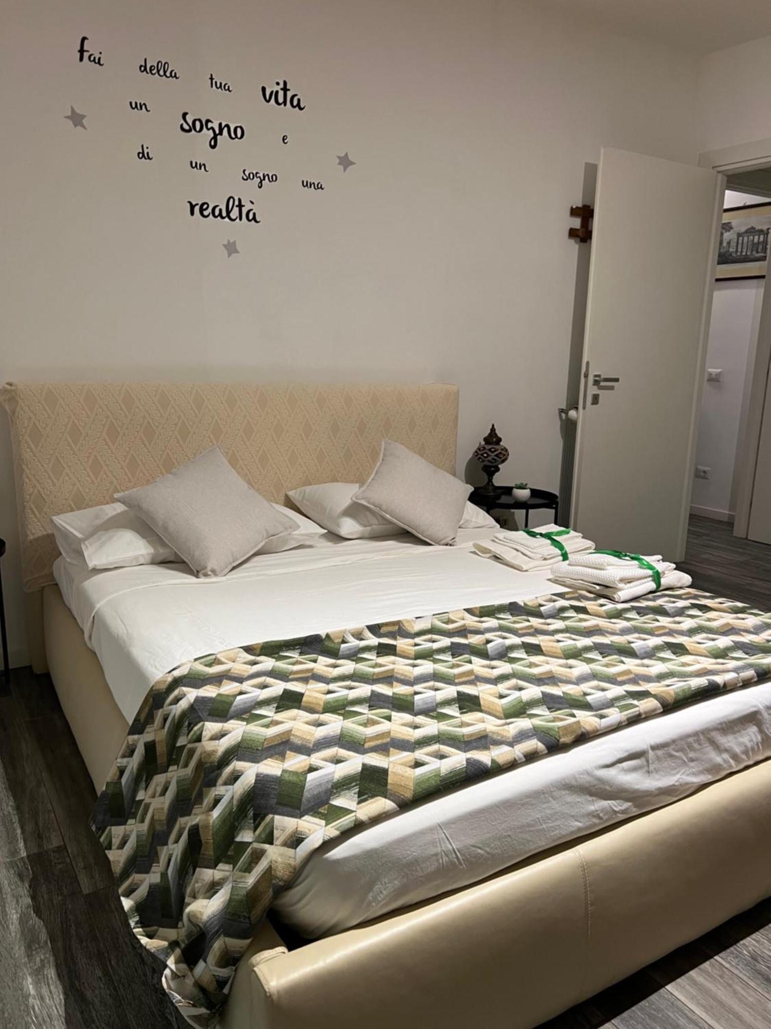 Appartamento Zona Torrino Rome Exterior photo